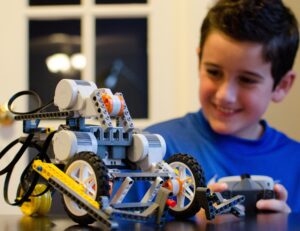 JUST ADDED FOR SPRING! Snapology | Robotics & Coding Class